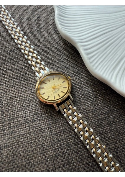 Retro Minimal Boncuk Kordon Vintage Kadın Kol Saati indirimleri