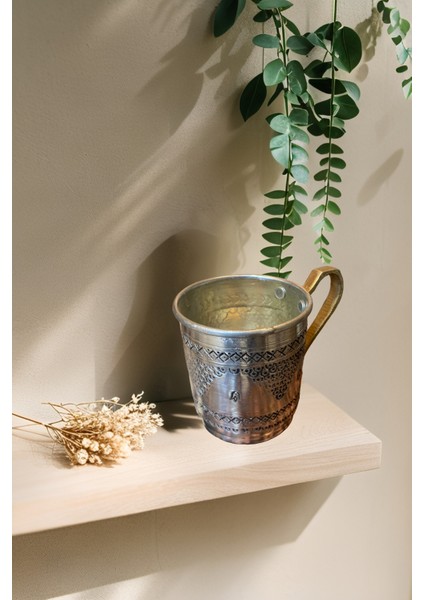 - 300 ml El Işçiliği Iç Dış Kalaylı Bakır Kulplu Bardak – Osmanlı Motifli, Sağlıklı ve Dayanıklı Içecek Bardağı ( Su ve Meşrubat Bardağı ) indirimleri