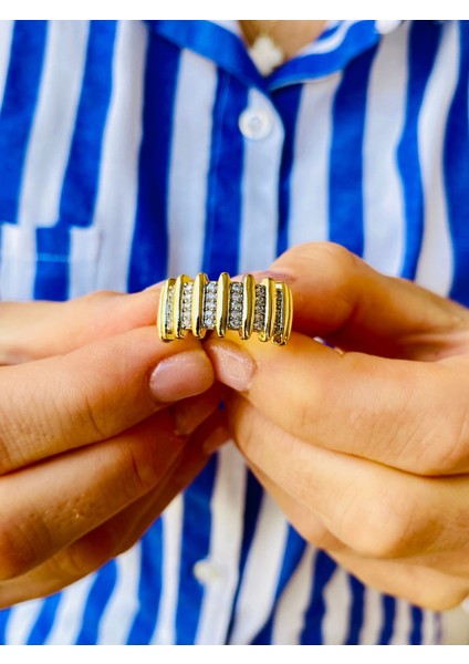 Zirkon Taşlı Altın Renk Ayarlanabilir Tasarım Yüzük