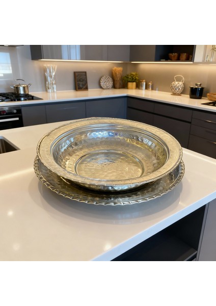 - El Işçiliği 2’li Iç Dış Kalaylı Bakır Tabak Seti – 17 cm Yemek Tabağı ve 19 cm Servis Tabağı, Osmanlı Tarzı Sunum ve Sofra Ürünleri