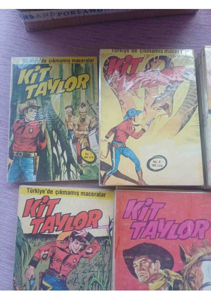 Kıt Taylor 100 Liralik Seriden 25 Adet Sıralı Yenı Kondisyonda 1 Den 23 E Sıralı ve 31-32 Nolu Cıltler Olmak Uzere 25 Adet Cılt modelleri