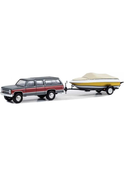 Nessiworld Greenlight 1/64 1987 Chevrolet Suburban K20 Silverado