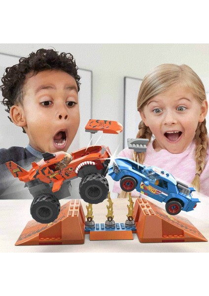 Nessiworld HKF88 Mega™ Hot Wheels® Smash N Crash Tiger Shark Çarpışma Seti 245 Parça +5 Yaş indirimleri
