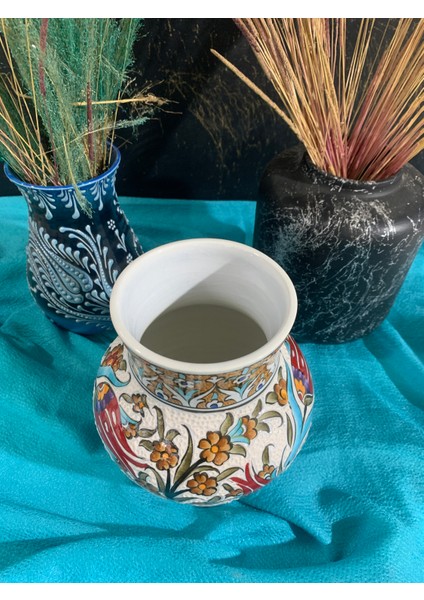 El Yapımı Osmanlı Iznik Desenli Seramik Vazo – Çiçek Motifli, Kahverengi ve Kırmızı Lale Süslemeli, Dekoratif Sanat Objeleri, Koleksiyonluk Seramik Ev Dekorasyonu Hediyelik Vazo, Hediyelik Dekoratif indirimleri