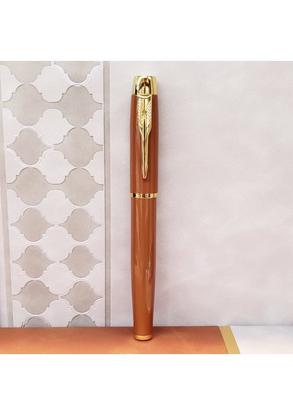 Kahverengi Metal Roller Kalem