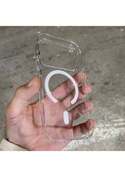iPhone 17 Pro Max Kılıf Şeffaf Sararmaz Magsafe Altı Açık Sert Pc Premium Kapak