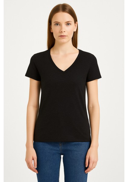 V Yaka Kadın T-Shirt