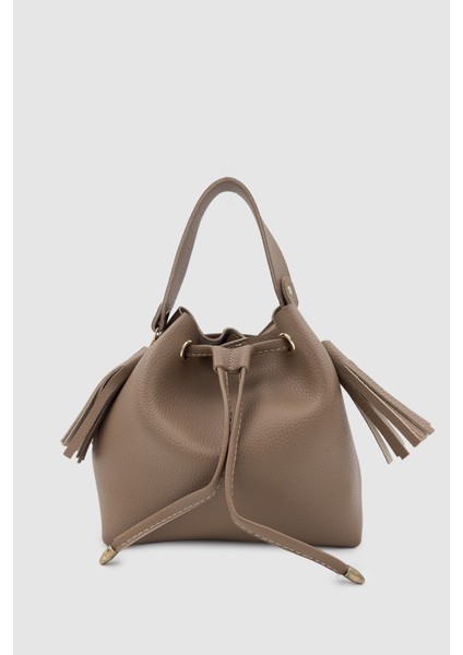 Elira Büzgülü Püskül Detaylı Çapraz Askılı El ve Kol Çantası Vizon