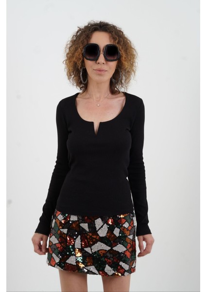 Siyah Uzun Kol Damla Yaka Bluz fiyatları