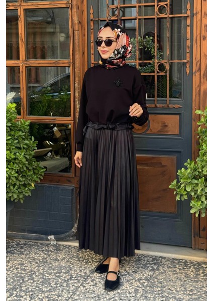 Taş Detaylı Suni Deri Pliseli Elbise 10002521311016 Siyah