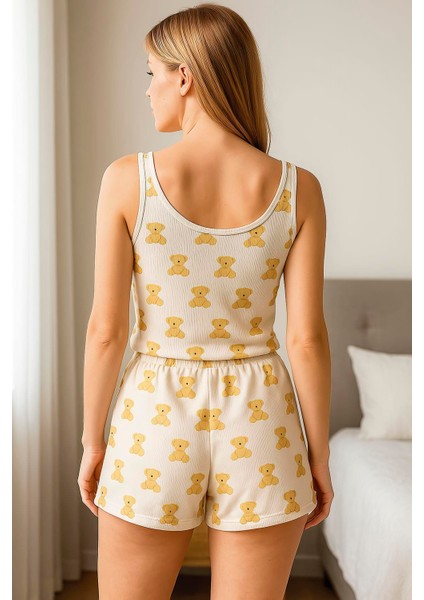 Beyaz Üstüne Ayıcık Desenli Askılı Şortlu Pijama Takımı fiyatları