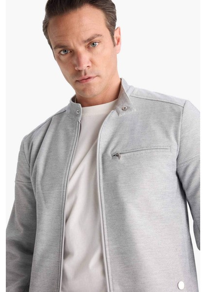 Slim Fit Dar Kesim Dik Yaka Astarlı Fermuarlı Cepli Mevsimlik Baharlık Mont D7534AX25AU fırsatları