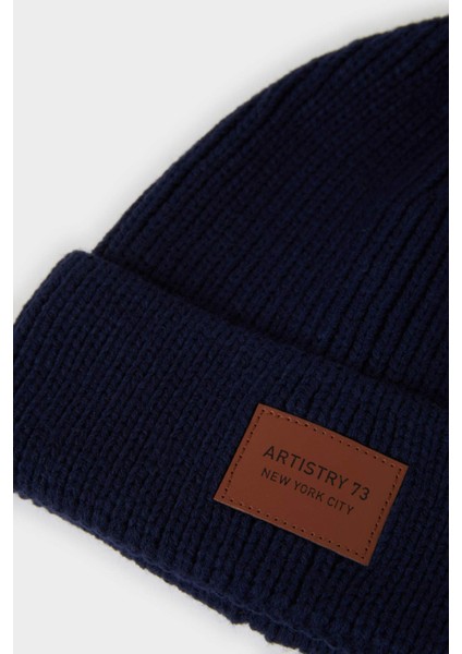 Erkek Dokuma Etiketli Bere C7149AX25WN fiyatları