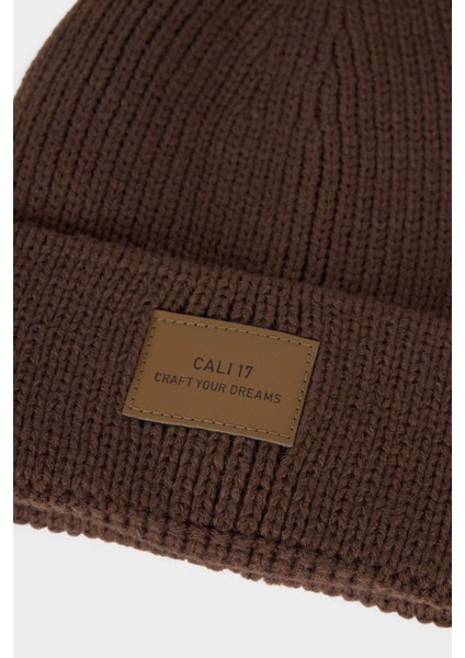 Erkek Dokuma Etiketli Bere C7149AX25WN modelleri