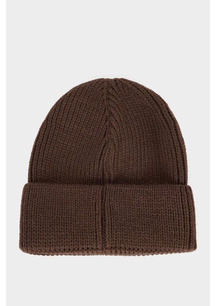 Erkek Dokuma Etiketli Bere C7149AX25WN fırsatları