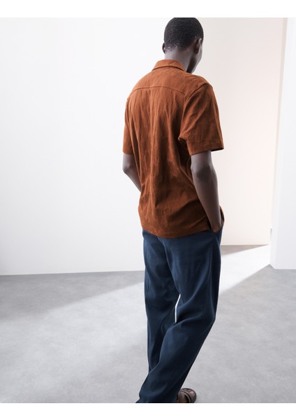 Saf Pamuklu Dokulu Gömlek