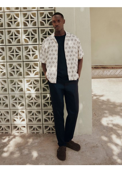 Saf Pamuklu Geometrik Desenli Gömlek