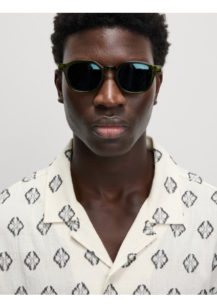 Saf Pamuklu Geometrik Desenli Gömlek