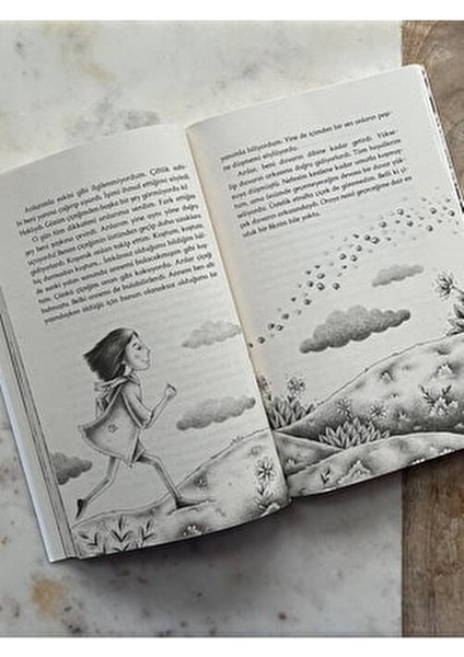 Susuz Çağın Çocukları Selda Yaşar Ciltsiz Eğitici Roman 6-8 Yaş İçin fiyatları