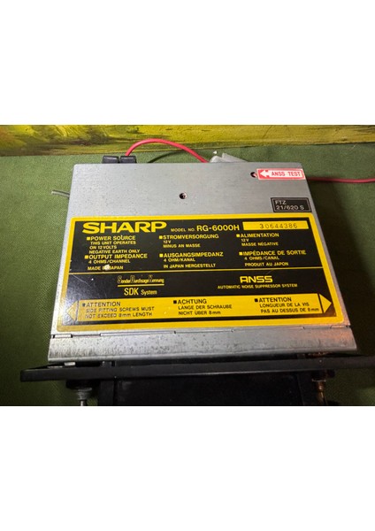 Sharp RG-6000H Antika Oto Radyo ve Teyp Kasetçalar - Sorunsuz Çalışır Durumda