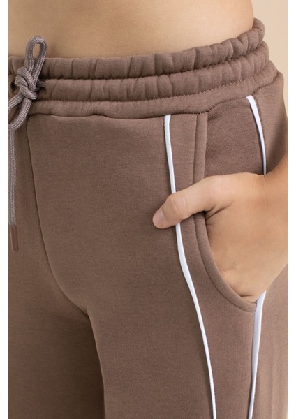 Kahve Yanları Şeritli Geniş Paça Kız Çocuk Şardonlu Eşofman Altı 21463 fırsatları