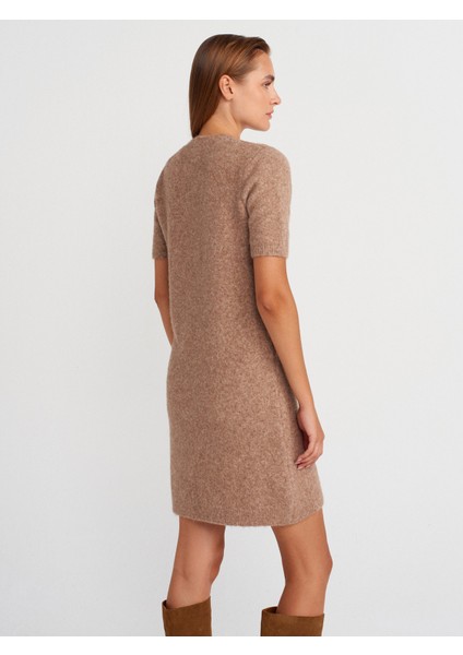 90257 Bisiklet Yaka Yumuşak Dokulu Triko Elbise-K.bej Mel. fiyatları