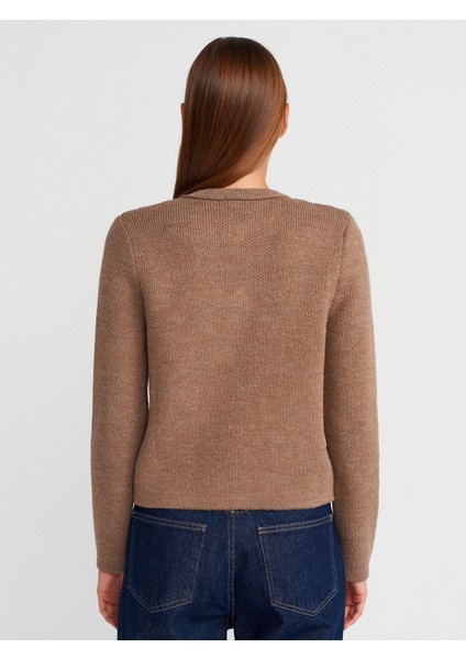 60983 Incili Fiyonk Aksesuarlı Triko Hırka-Vizon fiyatları