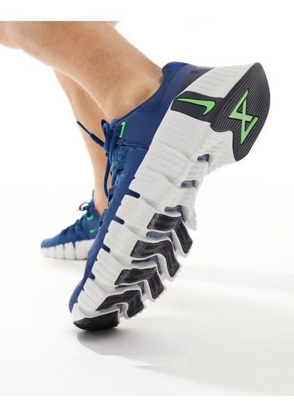 Free Metcon 5 Erkek Beyaz Antrenman Ayakkabısı fiyatları