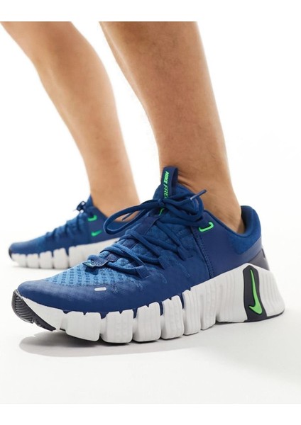 Free Metcon 5 Erkek Beyaz Antrenman Ayakkabısı modelleri