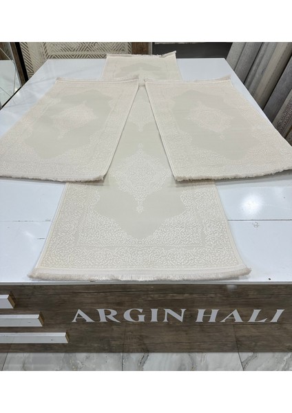 Beyaz Yatak Odası Halısı Akrilik Argın Halı