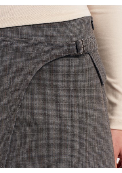 81065 Tokalı Şort Etek-Gri fırsatları