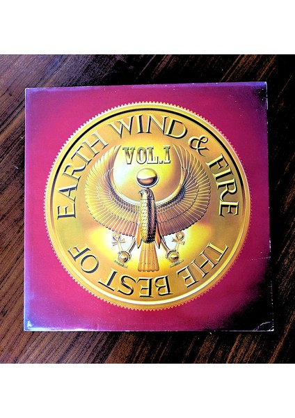 Earth Wınd & Fıre The Best Of *printed In England (Gatefold) Palk 8,5 / Kapak 8,5 Plak