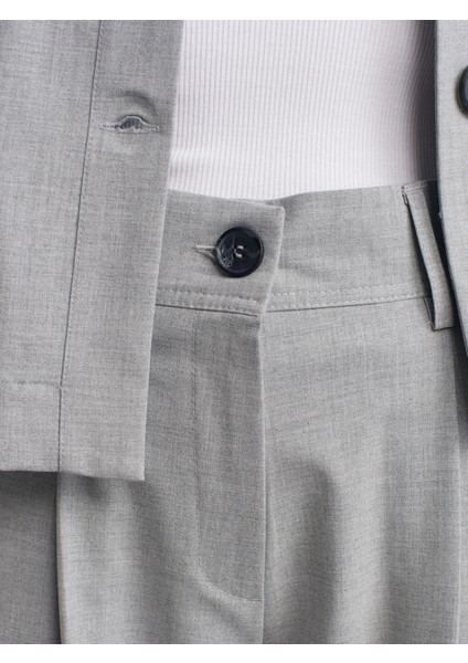 72168 Pres Pileli ve Bel Kesimli Pantolon-Açık Gri fırsatları