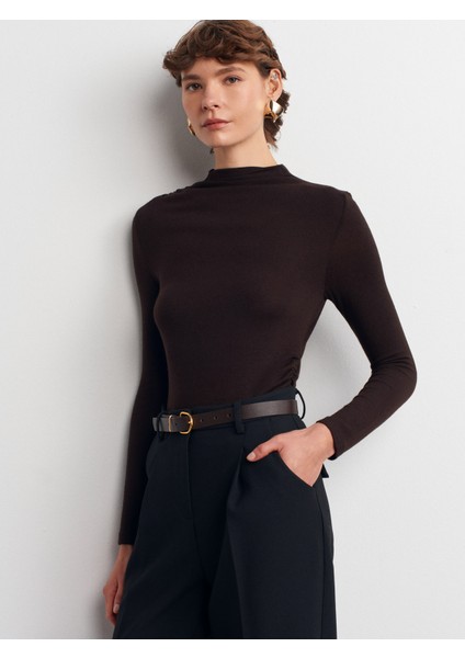 32139 Büzgülü Uzun Kollu Top-Koyu Kahve