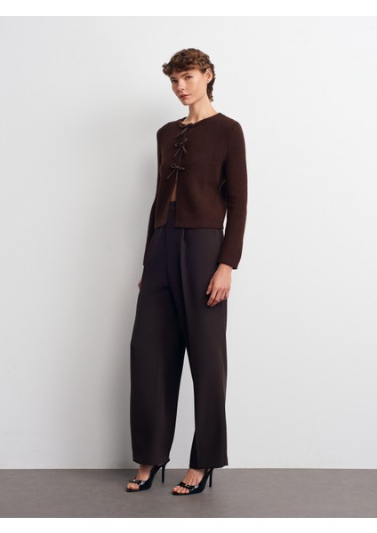 60983 Incili Fiyonk Aksesuarlı Triko Hırka-Kahve indirimleri