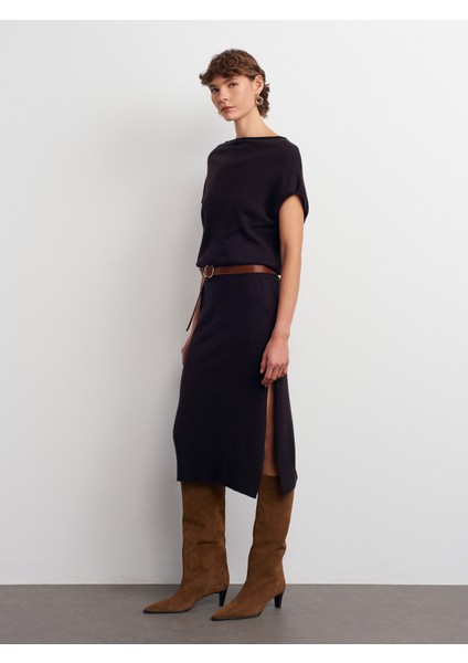 90256 Asimetrik Yaka Yünlü Kemerli Triko Elbise-Koyu Kahve