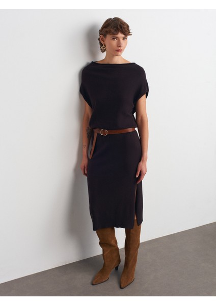 90256 Asimetrik Yaka Yünlü Kemerli Triko Elbise-Koyu Kahve modelleri