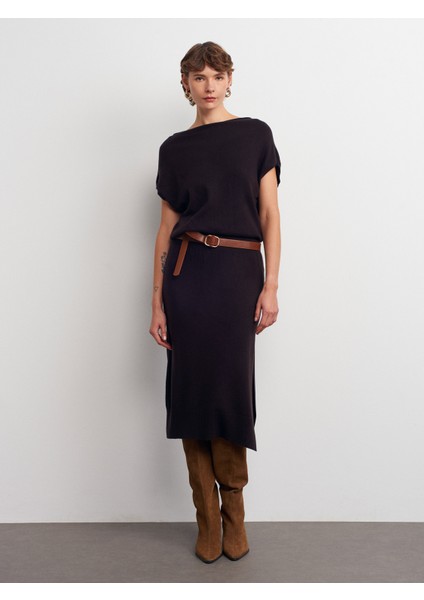 90256 Asimetrik Yaka Yünlü Kemerli Triko Elbise-Koyu Kahve indirimleri