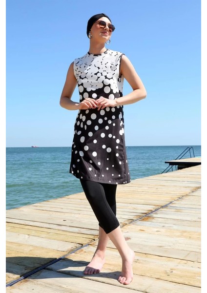 Moda Sıfır Kol Puanlı Yarım Tesettür Mayo Siyah Peyaz Puantiye fırsatları