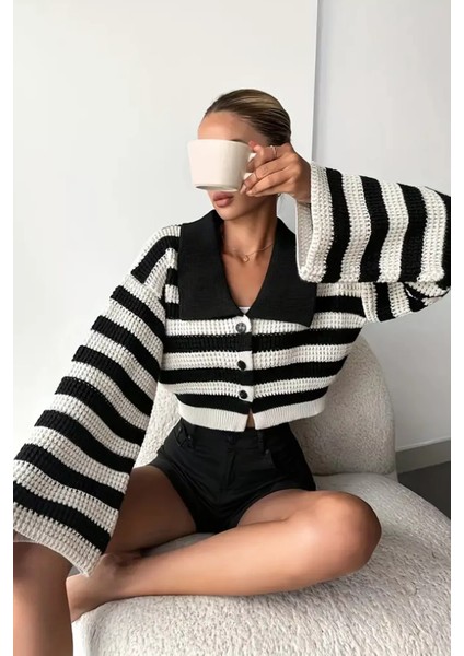 Kadın Ön Düğmeli Renk Şeritli Ispanyol Kol Örme Triko Hırka P-00018399