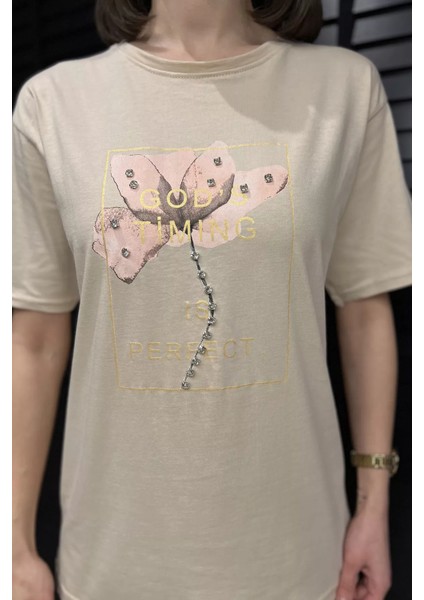 Bisiklet Yaka Taş Detaylı Baskılı Kadın Tişört P-00016697 fırsatları