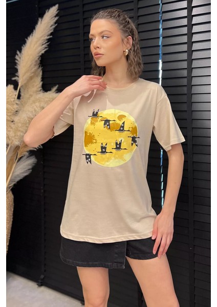 Bisiklet Yaka Taş Işlemeli Baskılı Kadın Tişört P-00016724