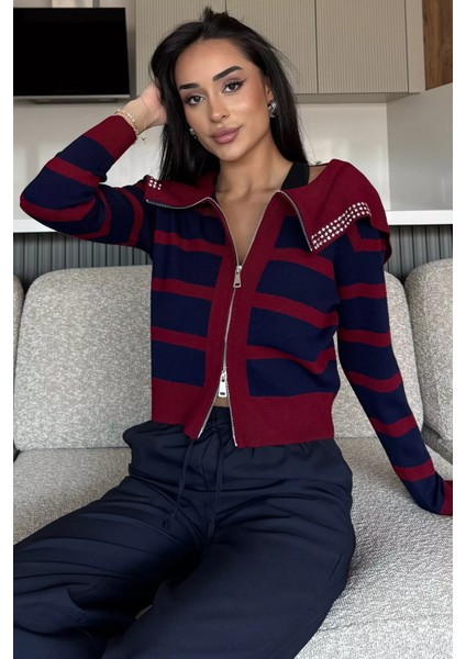 Yaka Detaylı Çizgili Triko Hırka P-00018210