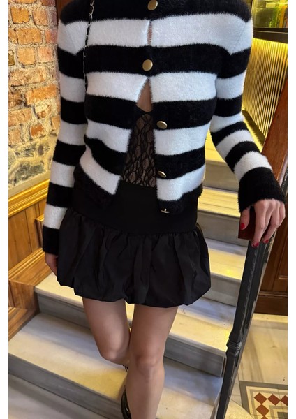 Kadın Renk Bloklu Yumoş Triko Ceket (S-M-L Beden Uyumludur.) P-00018069 modelleri