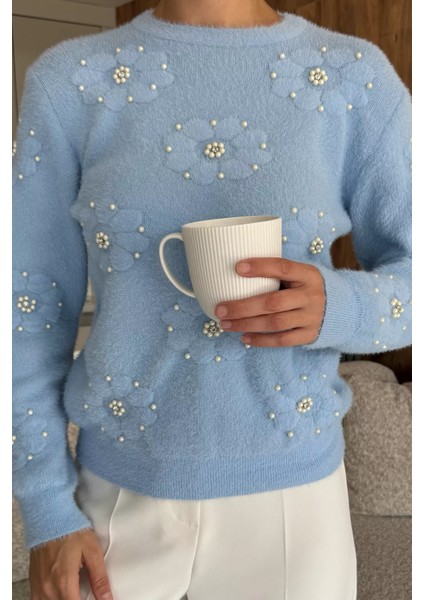 Kadın Çiçek Baskılı Taşlı Sakallı Triko Kazak (S-M-L Beden Uyumludur.) P-00018050 fırsatları