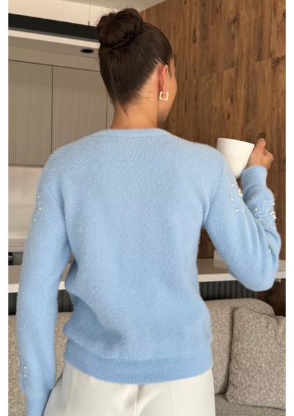 Kadın Çiçek Baskılı Taşlı Sakallı Triko Kazak (S-M-L Beden Uyumludur.) P-00018050 indirimleri