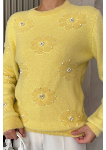 Kadın Çiçek Baskılı Taşlı Sakallı Triko Kazak (S-M-L Beden Uyumludur.) P-00018050 fırsatları