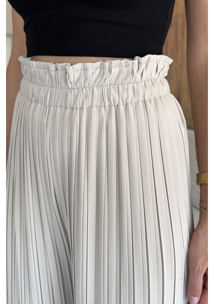 Kadın Pileli Bol Paça Pantolon P-00018032 fırsatları