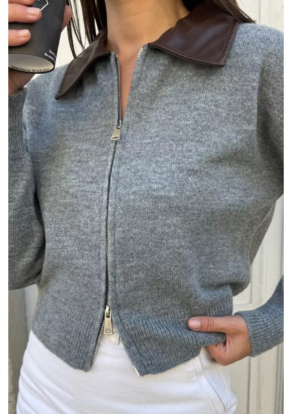 Kadın Polo Yaka Deri Garnili Fermuarlı Triko Hırka (S-M-L Beden Uyumludur.) P-00018055 indirimleri