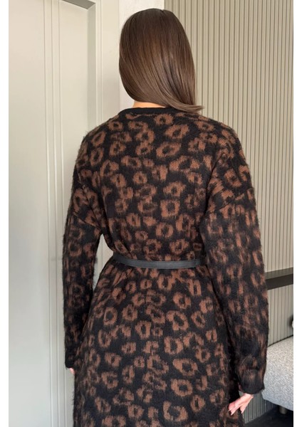 Desenli Kemer Aksesuarlı Tesettür Triko Hırka P-00018376 fırsatları